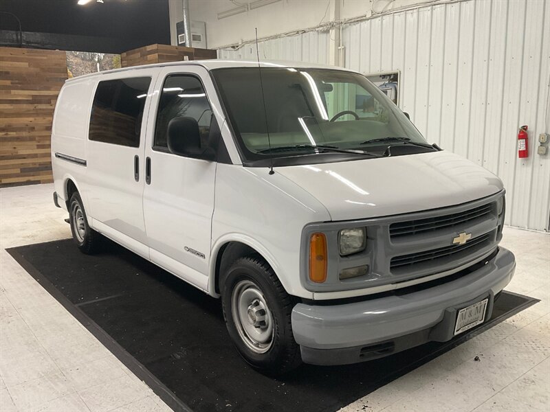 1999 Chevrolet Express CARGO VAN G2500 / 4.3L V6 / ONLY 58,000 MILES  / RUST FREE / LEATHER SEATS - Photo 2 - Gladstone, OR 97027