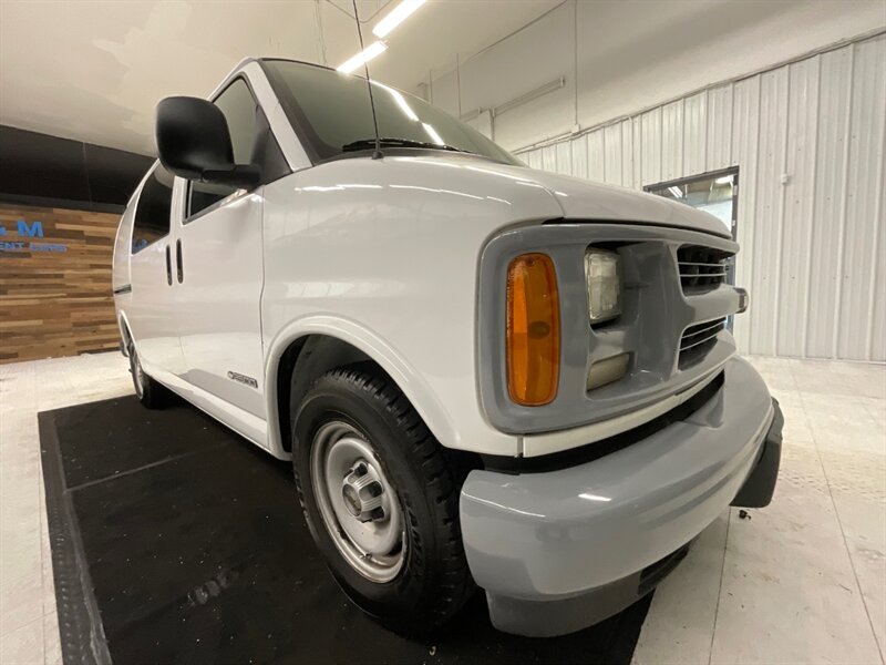 1999 Chevrolet Express CARGO VAN G2500 / 4.3L V6 / ONLY 58,000 MILES  / RUST FREE / LEATHER SEATS - Photo 24 - Gladstone, OR 97027