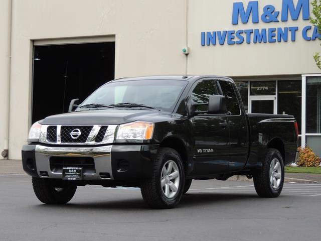 2008 Nissan Titan SE / 4-Door King Cab / 4X4 / 1-OWNER   - Photo 1 - Portland, OR 97217