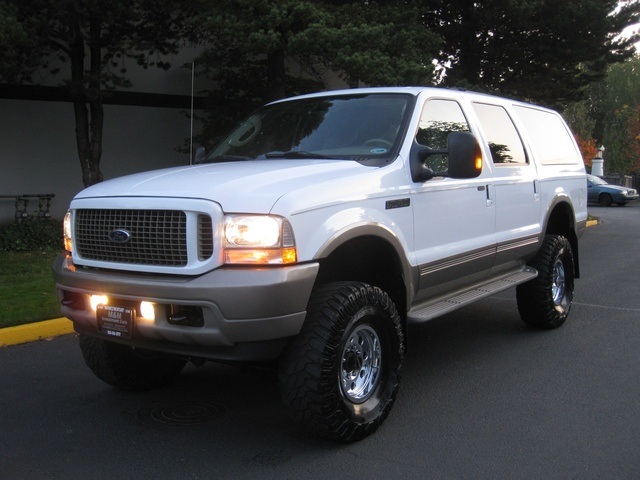 2004 Ford Excursion DIESEL/ 1-OWNER/ 52K MILES/ LIFTED LIFTED