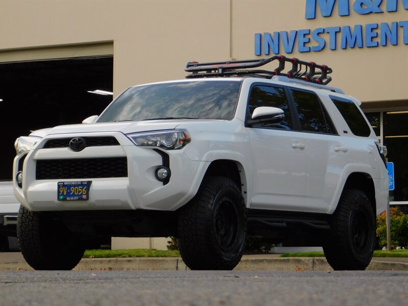 2018 Toyota 4Runner SR5 Premium 4X4 Leather Sunroof 3RD SEAT / LIFTED   - Photo 54 - Portland, OR 97217