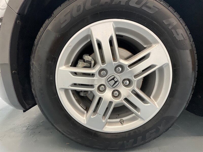 2013 Honda Odyssey Touring Elite MiniVan / 1-OWNER / DVD / 69K MILES  / ZERO RUST / Navi & Backup Camera / Sunroof / Leather Heated Seats / DVD Player / 8-Passenger - Photo 59 - Gladstone, OR 97027