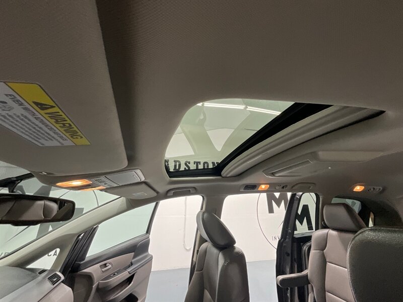 2013 Honda Odyssey Touring Elite MiniVan / 1-OWNER / DVD / 69K MILES  / ZERO RUST / Navi & Backup Camera / Sunroof / Leather Heated Seats / DVD Player / 8-Passenger - Photo 57 - Gladstone, OR 97027