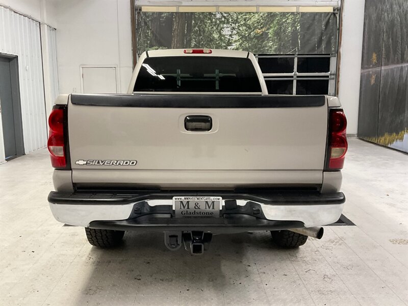 2006 Chevrolet Silverado 2500 LT Crew Cab 4X4 / 6.6L DIESEL /ALLISON / LBZ MOTOR  /1-OWNER / LONG BED / Leather & Heated Seats / RUST FREE / LBZ MOTOR - Photo 6 - Gladstone, OR 97027