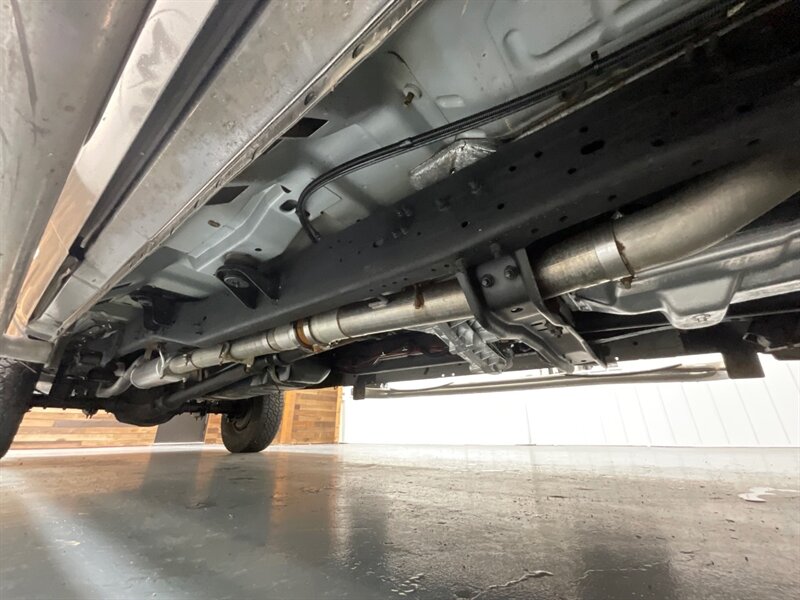 2002 Ford F-350 XLT Crew Cab 4X4 / 7.3L DIESEL /NEW TIRES/LONG BED / ZERO RUST / NEW TIRES / 1-TON / SRW - Photo 22 - Gladstone, OR 97027