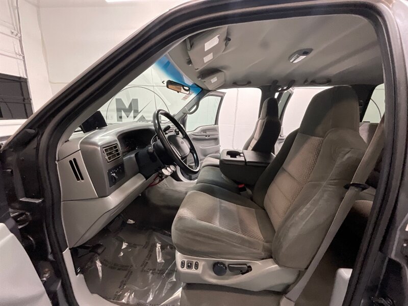 2002 Ford F-350 XLT Crew Cab 4X4 / 7.3L DIESEL /NEW TIRES/LONG BED / ZERO RUST / NEW TIRES / 1-TON / SRW - Photo 11 - Gladstone, OR 97027