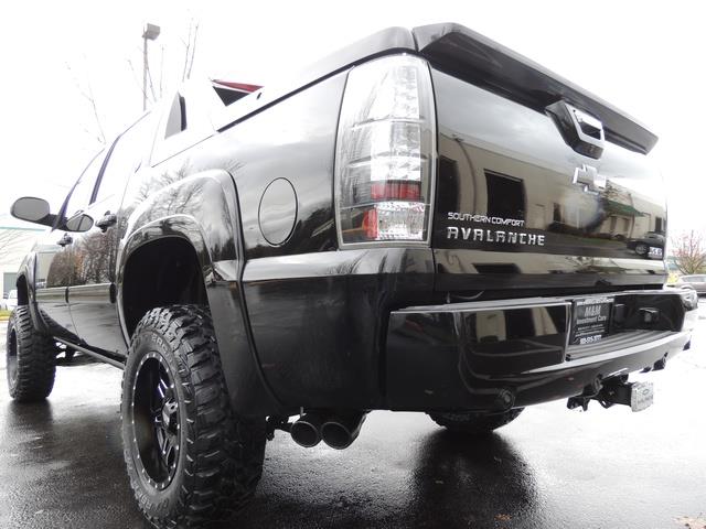 2013 Chevrolet Avalanche LT Black Diamond / 4WD / Leather / LIFTED LIFTED   - Photo 12 - Portland, OR 97217