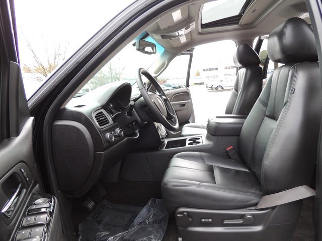 2013 Chevrolet Avalanche LT Black Diamond / 4WD / Leather / LIFTED LIFTED   - Photo 14 - Portland, OR 97217