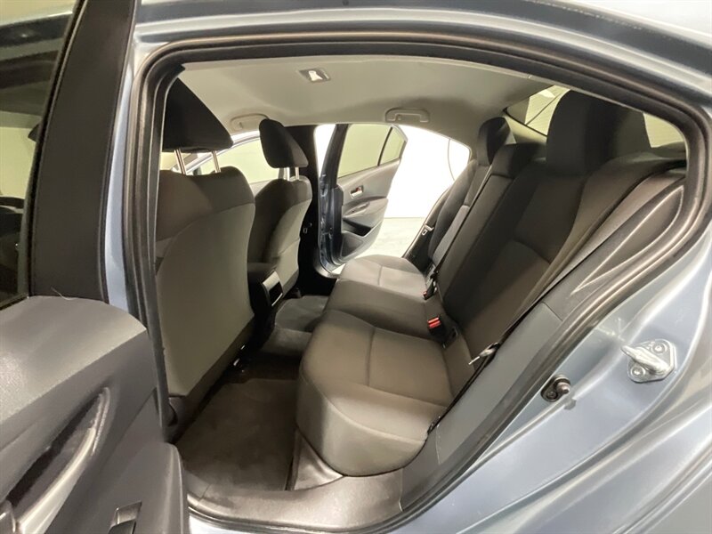 2021 Toyota Corolla LE Sedan 4Cyl / Backup Camera /1-OWNER /61K MILES   - Photo 10 - Gladstone, OR 97027