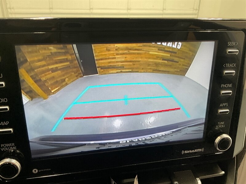 2021 Toyota Corolla LE Sedan 4Cyl / Backup Camera /1-OWNER /61K MILES   - Photo 16 - Gladstone, OR 97027