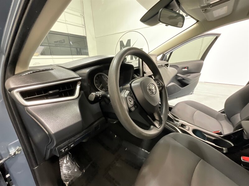 2021 Toyota Corolla LE Sedan 4Cyl / Backup Camera /1-OWNER /61K MILES   - Photo 20 - Gladstone, OR 97027