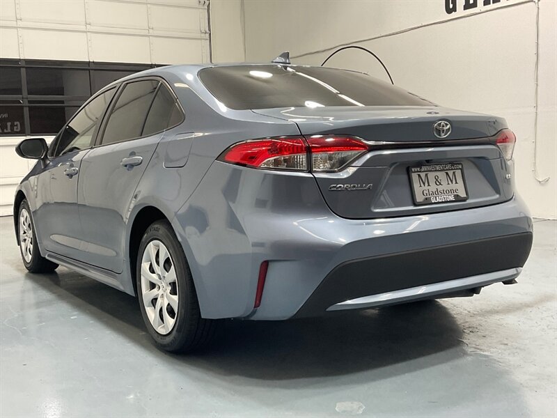 2021 Toyota Corolla LE Sedan 4Cyl / Backup Camera /1-OWNER /61K MILES   - Photo 8 - Gladstone, OR 97027
