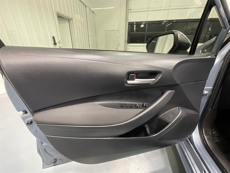 2021 Toyota Corolla LE Sedan 4Cyl / Backup Camera /1-OWNER /61K MILES   - Photo 33 - Gladstone, OR 97027