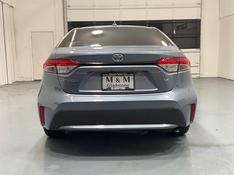 2021 Toyota Corolla LE Sedan 4Cyl / Backup Camera /1-OWNER /61K MILES   - Photo 6 - Gladstone, OR 97027