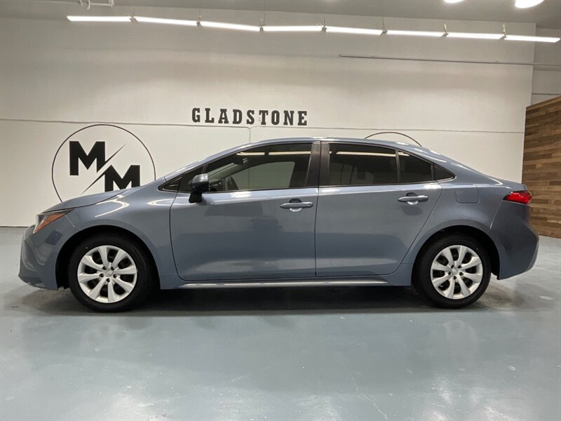 2021 Toyota Corolla LE Sedan 4Cyl / Backup Camera /1-OWNER /61K MILES   - Photo 3 - Gladstone, OR 97027
