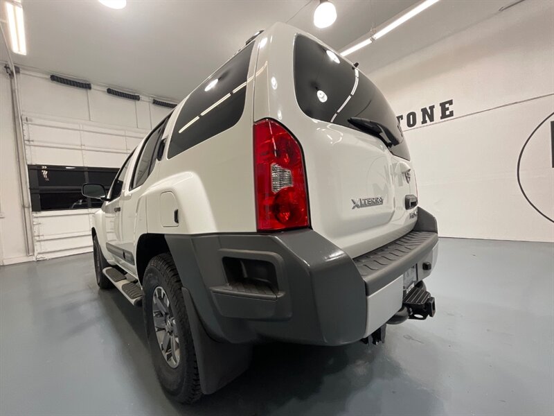 2015 Nissan Xterra PRO-4X Sport Utility 4X4 / 1-OWNER / 71K MILES  / BRAND NEW TIRES / Leather w. Heated Seats / Navigation & Backup camera / Diff Locks / ZERO RUST - Photo 54 - Gladstone, OR 97027