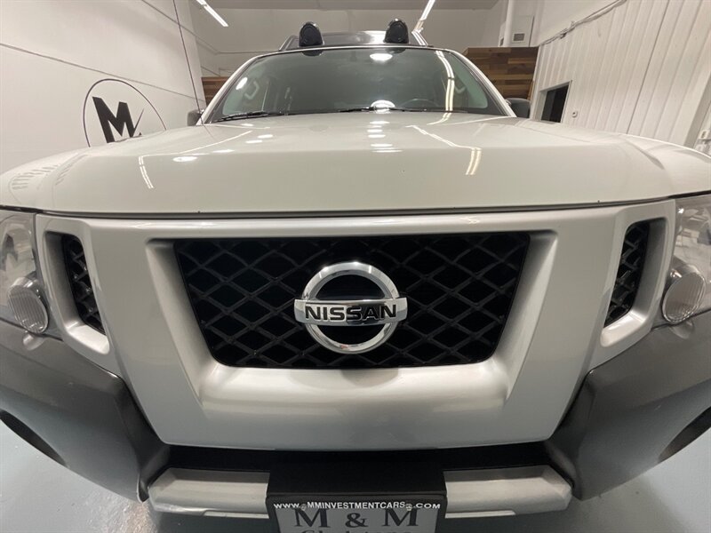 2015 Nissan Xterra PRO-4X Sport Utility 4X4 / 1-OWNER / 71K MILES  / BRAND NEW TIRES / Leather w. Heated Seats / Navigation & Backup camera / Diff Locks / ZERO RUST - Photo 30 - Gladstone, OR 97027