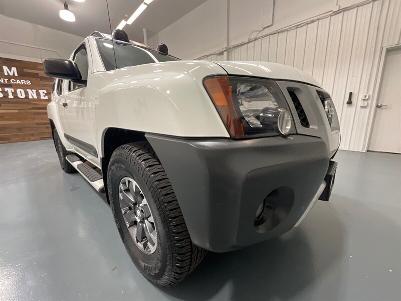 2015 Nissan Xterra PRO-4X Sport Utility 4X4 / 1-OWNER / 71K MILES  / BRAND NEW TIRES / Leather w. Heated Seats / Navigation & Backup camera / Diff Locks / ZERO RUST - Photo 52 - Gladstone, OR 97027