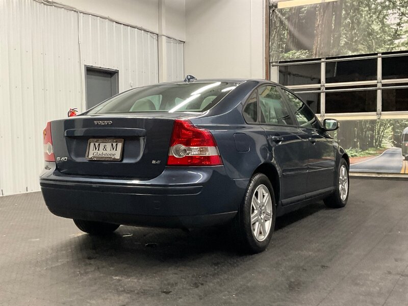 2007 Volvo S40 2.4i Sedan / Leather & Heated Seats / 61,000 MILES  LOCAL OREGON CAR / SUNROOF / CLEAN CLEAN !! - Photo 8 - Gladstone, OR 97027
