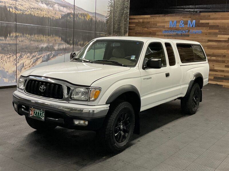 2004 Toyota Tacoma SR5 V6 / 4X4 /TIMING BELT DONE / LOCAL / RUST FREE  4WD / MATCHING CANOPY /LOCAL & RUST FREE / 135,000 MILES - Photo 1 - Gladstone, OR 97027