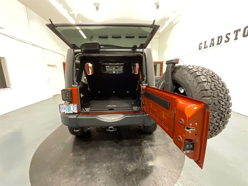 2014 Jeep Wrangler Unlimited Sport S 4X4 / V6 / Hard Top / NEW TIRES  / LOCAL NO RUST - Photo 24 - Gladstone, OR 97027