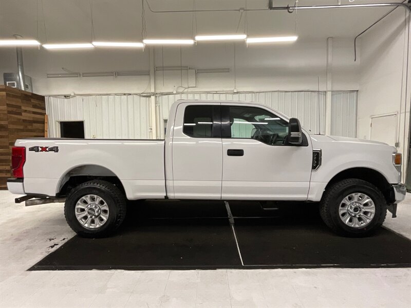 2020 Ford F-250 XLT Super Duty 4X4 / 6.2L V8 GAS / 1-OWNER  / Excel Cond - Photo 4 - Gladstone, OR 97027