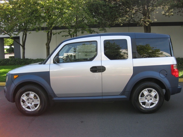 2006 Honda Element LX/ AWD/ 4Cyl/ Moonroof   - Photo 2 - Portland, OR 97217