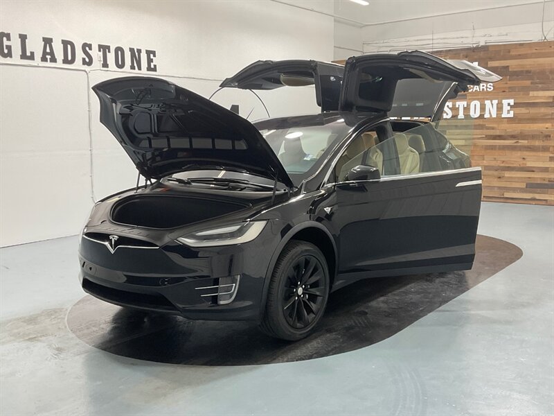 2016 Tesla Model X 75D Sport Utility AWD / 7-Passenger / 42,000 MILES  / AUTOPILOT - Photo 32 - Gladstone, OR 97027