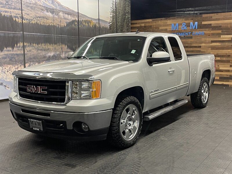 2011 GMC Sierra 1500 SLT 4Dr 4X4 / 5.3L V8 /Leather Heated Seats/CLEAN   - Photo 1 - Gladstone, OR 97027