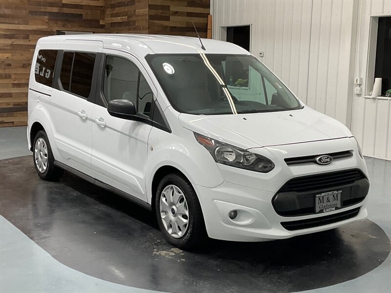 2015 Ford Transit Connect XLT Passenger MiniVan / 1-OWNER LOCAL /7-Passenger  / Rear View Camera - Photo 2 - Gladstone, OR 97027