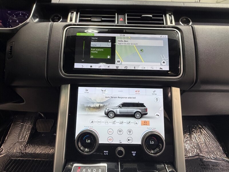 2019 Land Rover Range Rover Supercharged AWD 5.0L V8 SUPERCHARGED 1-OWNER / Panoramic sunroof / Vision Assist Pkg - Photo 45 - Gladstone, OR 97027