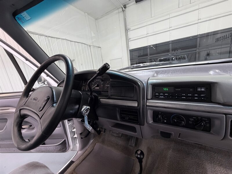 1995 Ford F-250 XLT 4X4 Regular Cab 7.5L V8 / F250 HD /LOW MILES /LONG BED / LOCAL OREGON TRUCK w. ZERO RUST - Photo 14 - Gladstone, OR 97027