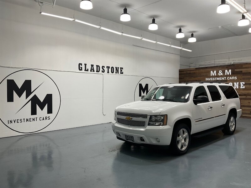 2013 Chevrolet Suburban LTZ 4x4 / Leather / Sunroof / DVD Player / 3RD ROW  / LOCAL w. ZERO RUST - Photo 25 - Gladstone, OR 97027