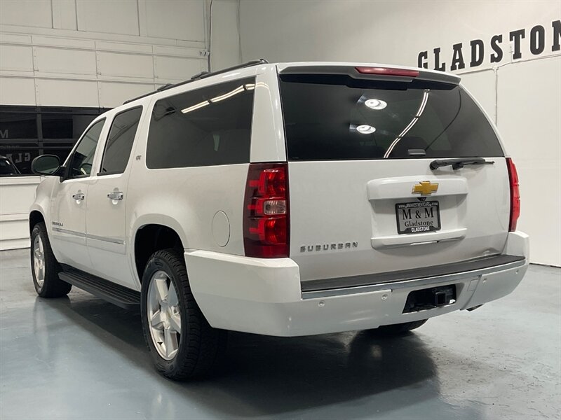 2013 Chevrolet Suburban LTZ 4x4 / Leather / Sunroof / DVD Player / 3RD ROW  / LOCAL w. ZERO RUST - Photo 7 - Gladstone, OR 97027