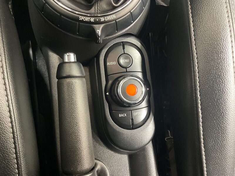 2017 MINI Cooper S Cooper S Convertible /Automatic/Leather /77K MILES / Leather & Heated Seats - Photo 49 - Gladstone, OR 97027