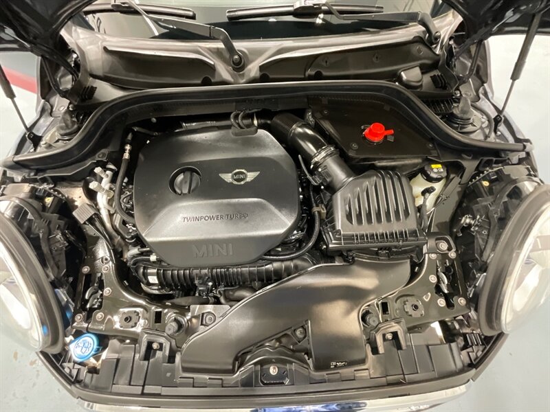 2017 MINI Cooper S Cooper S Convertible /Automatic/Leather /77K MILES / Leather & Heated Seats - Photo 42 - Gladstone, OR 97027