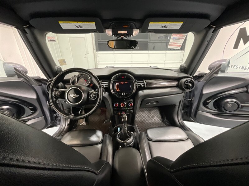 2017 MINI Cooper S Cooper S Convertible /Automatic/Leather /77K MILES / Leather & Heated Seats - Photo 38 - Gladstone, OR 97027