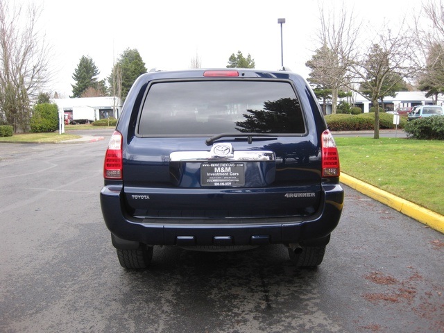 2008 Toyota 4Runner SR5 / 4WD/ 6Cyl   - Photo 4 - Portland, OR 97217