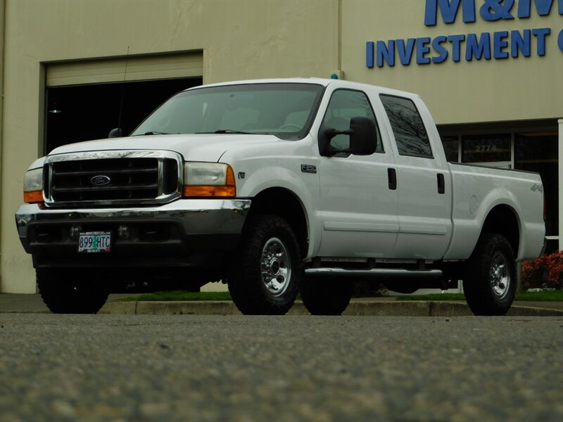 2001 Ford F-250 Super Duty Lariat 4X4 / V10 6.8L /  LOW LOW MILES   - Photo 42 - Portland, OR 97217