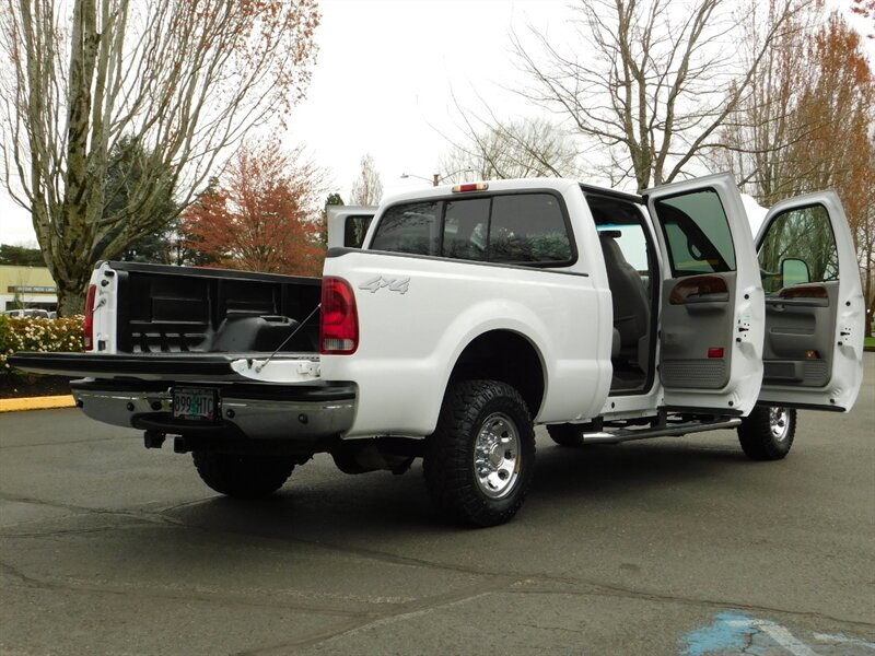 2001 Ford F-250 Super Duty Lariat 4X4 / V10 6.8L /  LOW LOW MILES   - Photo 28 - Portland, OR 97217