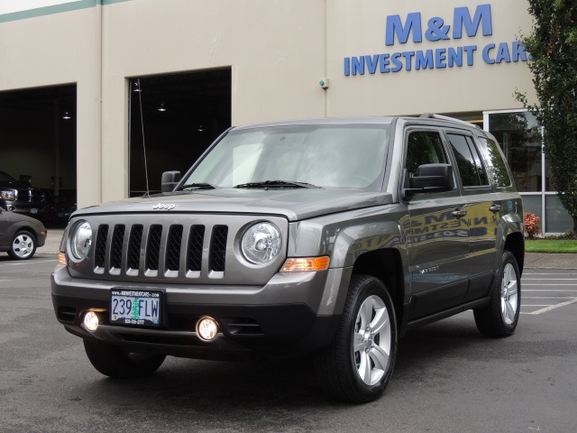 2011 Jeep Patriot Latitude X / Sport Utilty / 4X4 / Leather / 4Cyl