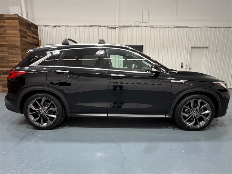2019 INFINITI QX50 Essential / Leather Heated & Cooled Seats / Pano Sunroof - Photo 4 - Gladstone, OR 97027