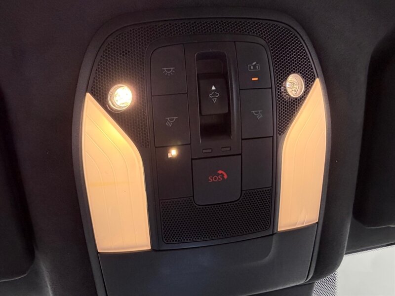 2019 INFINITI QX50 Essential / Leather Heated & Cooled Seats / Pano Sunroof - Photo 43 - Gladstone, OR 97027