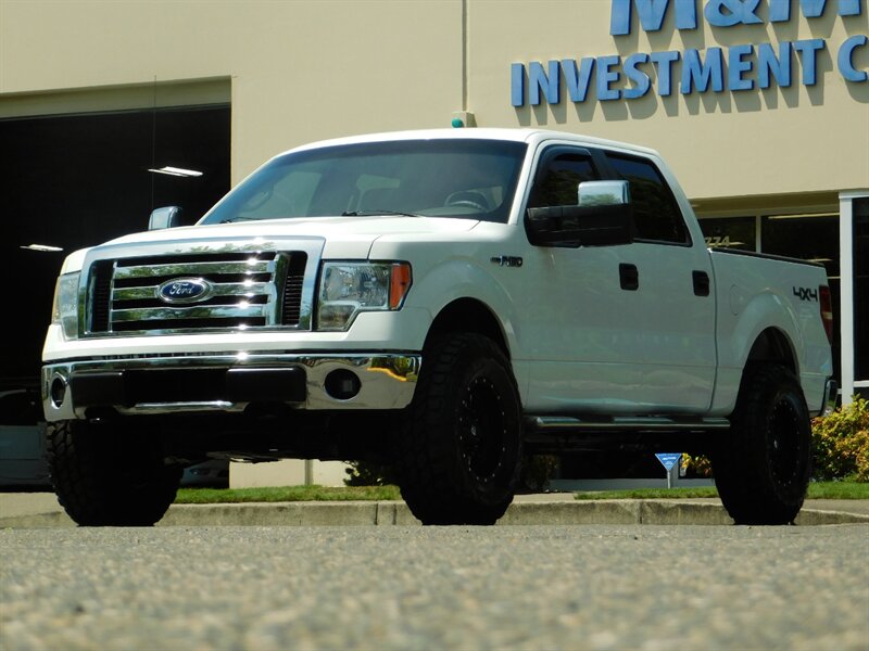 2010 Ford F-150 XLT Crew Cab 4X4 / V8 / LIFTED /NEW TIRES & WHEELS   - Photo 1 - Portland, OR 97217