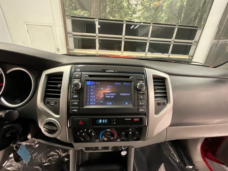 2013 Toyota Tacoma 4x4 V6 TRD OFF ROAD / 1-OWNER / NEW LIFT KIT q  / NEW TRD WHEELS & NEW BF GOODRICH TIRES / RUST FREE / REAR DIFF LOCKS / SHARP & CLEAN!! - Photo 19 - Gladstone, OR 97027