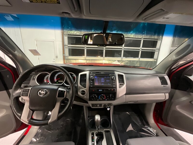 2013 Toyota Tacoma 4x4 V6 TRD OFF ROAD / 1-OWNER / NEW LIFT KIT q  / NEW TRD WHEELS & NEW BF GOODRICH TIRES / RUST FREE / REAR DIFF LOCKS / SHARP & CLEAN!! - Photo 17 - Gladstone, OR 97027