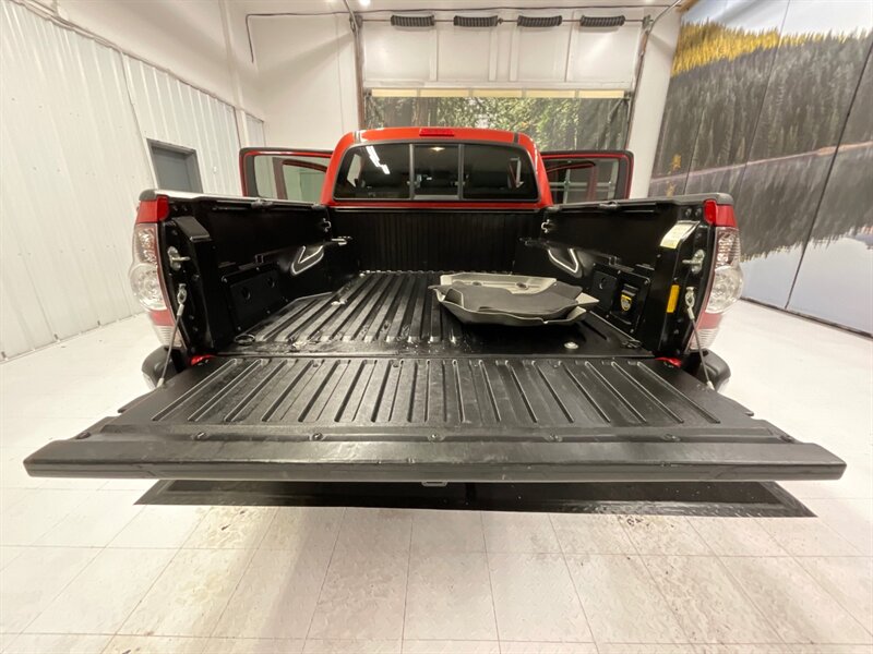 2013 Toyota Tacoma 4x4 V6 TRD OFF ROAD / 1-OWNER / NEW LIFT KIT q  / NEW TRD WHEELS & NEW BF GOODRICH TIRES / RUST FREE / REAR DIFF LOCKS / SHARP & CLEAN!! - Photo 24 - Gladstone, OR 97027