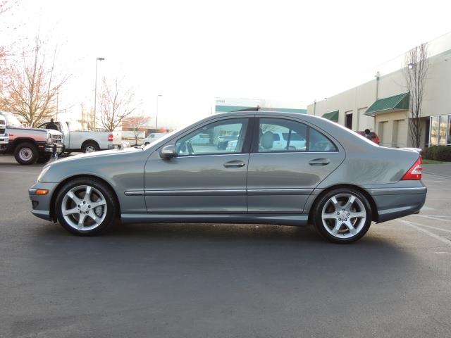 2007 Mercedes-Benz C230 SPORT Sedan / Fully Loaded / ONLY 88K Miles !   - Photo 3 - Portland, OR 97217