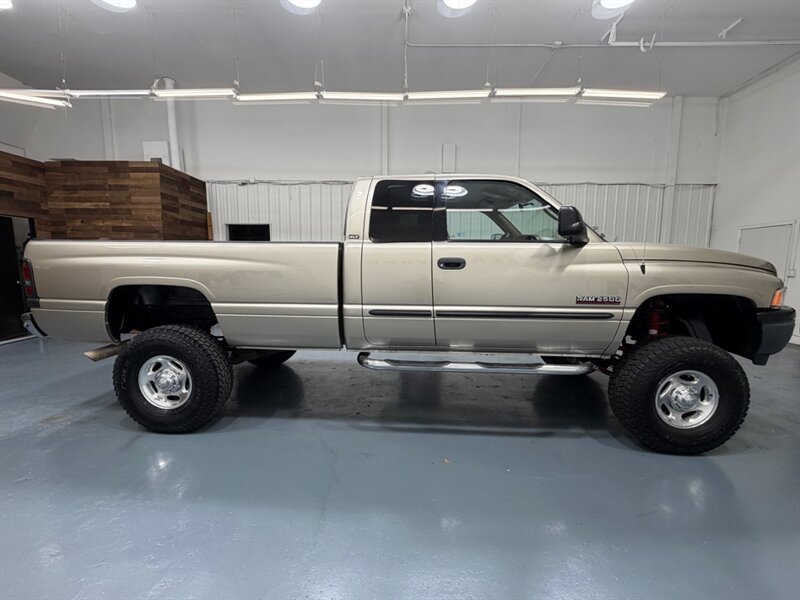 2002 Dodge Ram 2500 SLT Plus 4X4 5.9L CUMMINS DIESEL LIFTED /LONG BED / ZERO RUST - Photo 4 - Gladstone, OR 97027