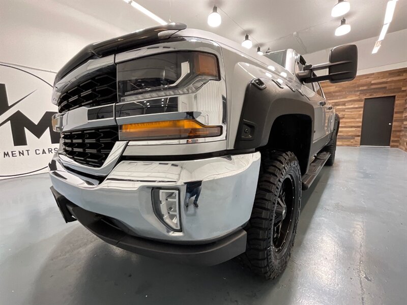 2017 Chevrolet Silverado 1500 LT Crew Cab 4X4 / 5.3L V8 / Leather / NEW TIRES  / ZERO RUST / Leather w. Heated Seats / Backup Camera / LONG BED ( 6.5ft) / 81K MILES - Photo 56 - Gladstone, OR 97027